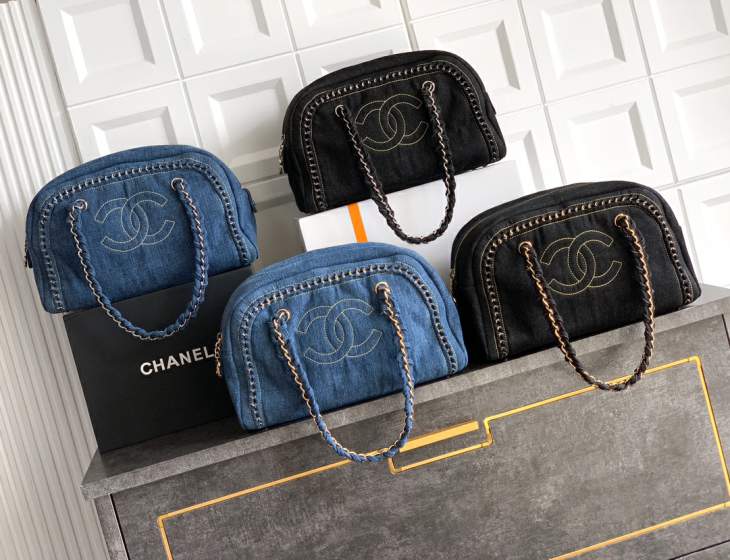 Picture of Chanel Handbags 2 _SKUfw239829012fw
